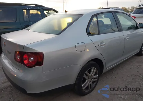 2010 Volkswagen Jetta S from USA, damaged, VIN 3VWJX7AJ2AM027650